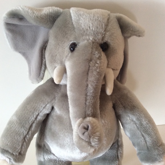 Elephant Pawsenclaws 18” - Picture 2 of 11